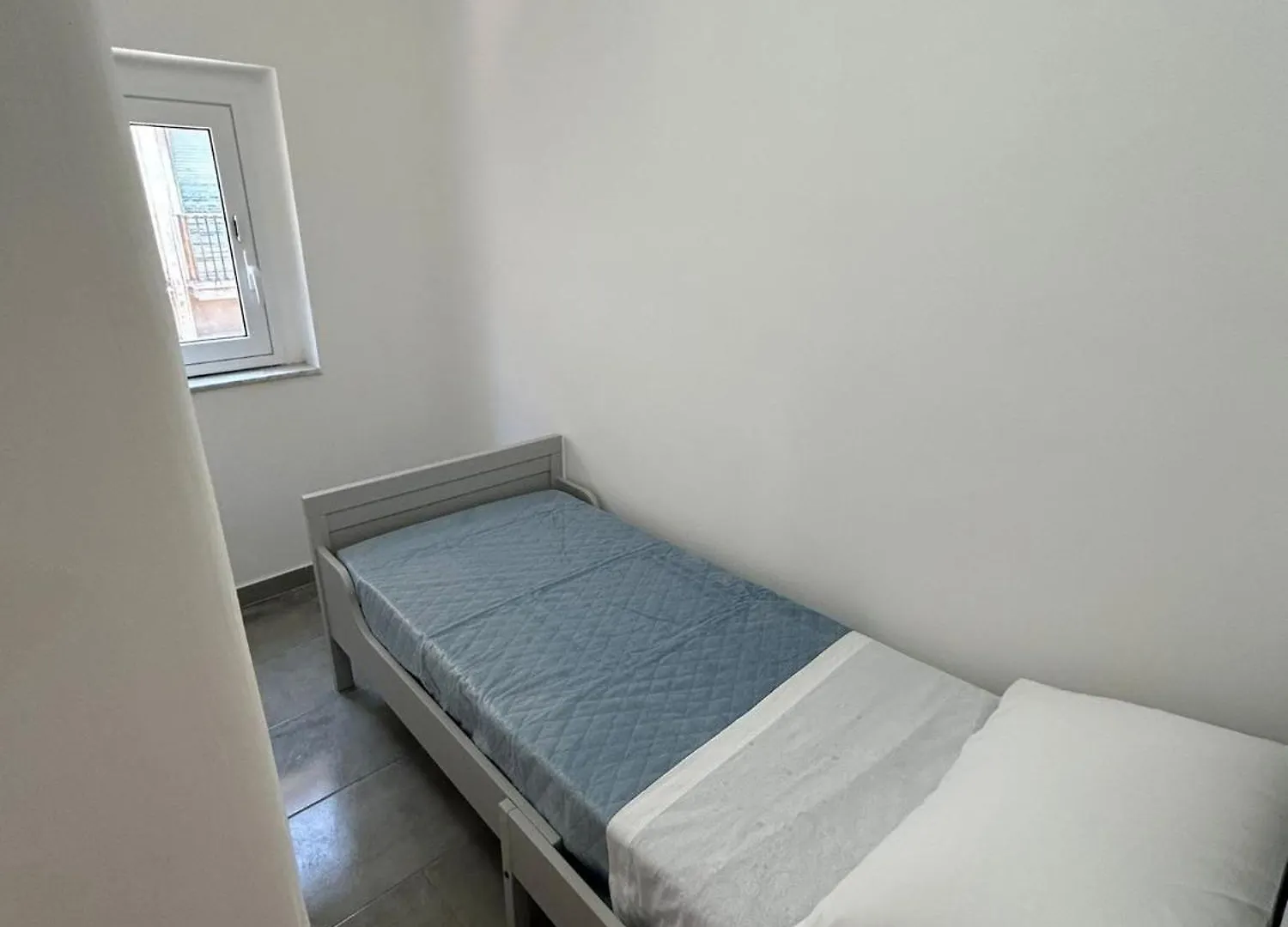 Casa Vacanze Happy Moment CTA Bed & Breakfast